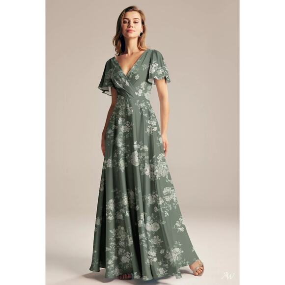 AW Furst dress from AW.Bridal - Picture 5 of 10